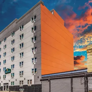 La Quinta By Wyndham Brooklyn *** New York