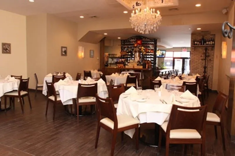 Marco Laguardia Hotel & Suites New York