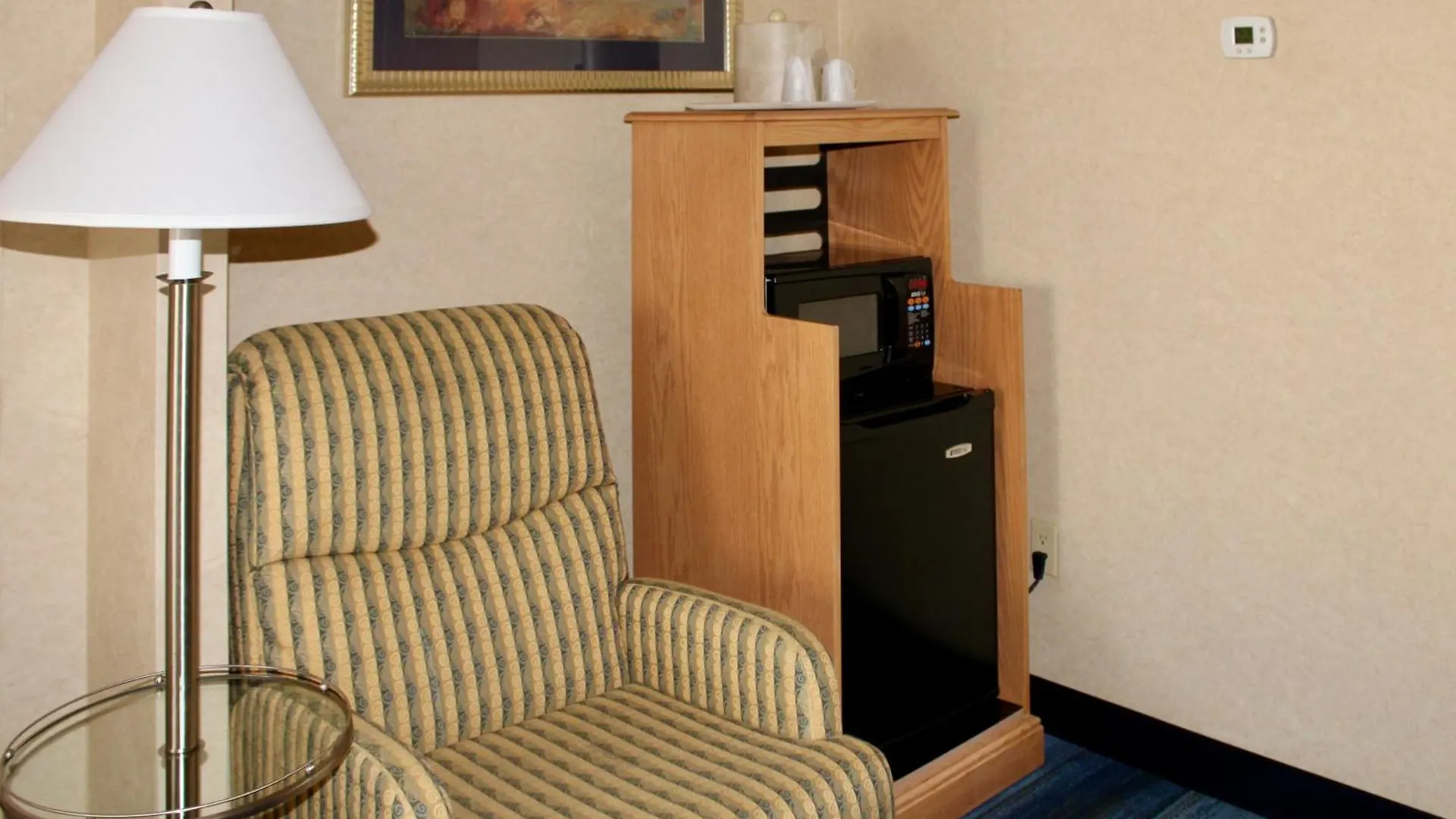 Marco Laguardia Hotel & Suites New York