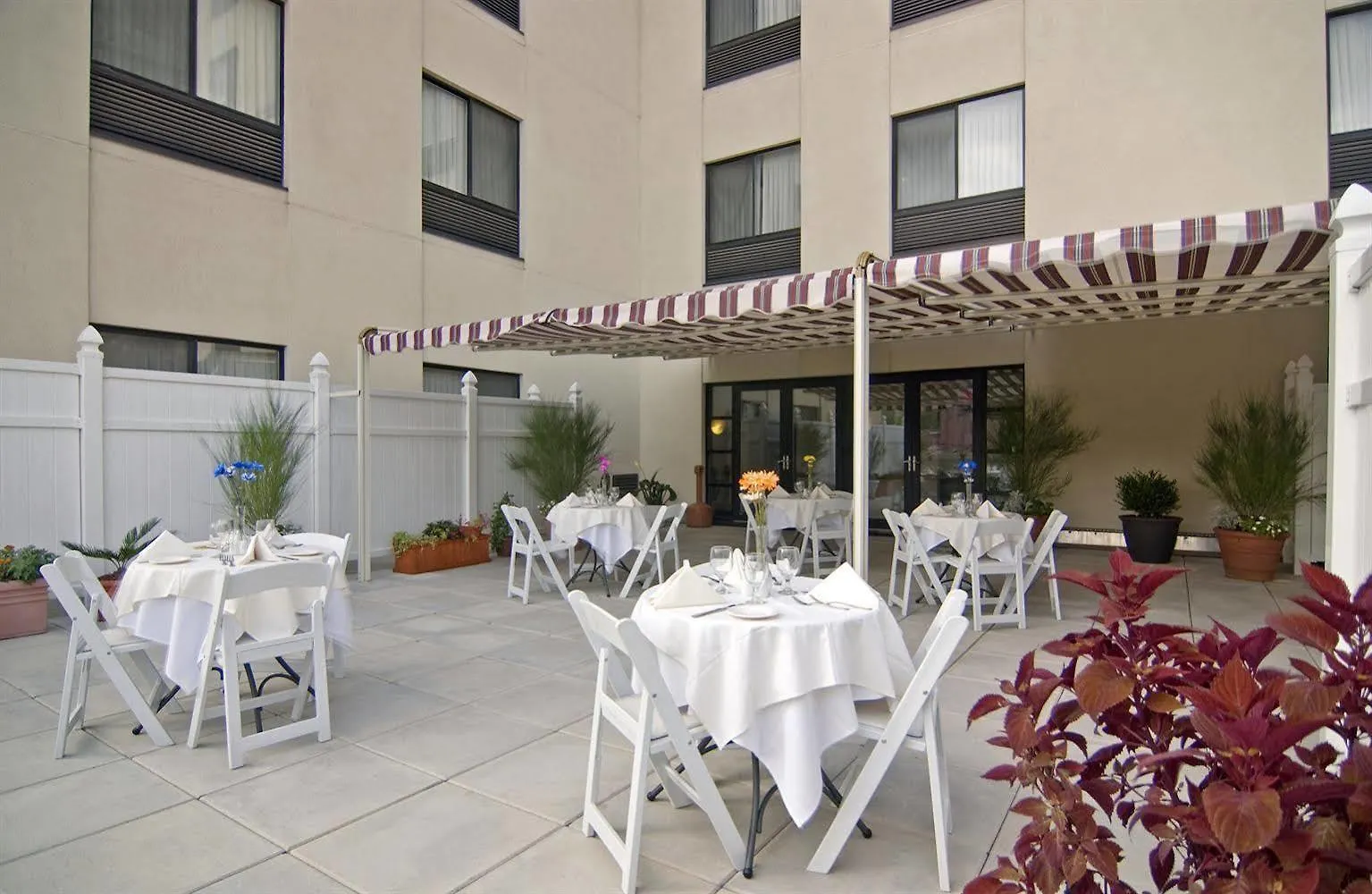 Marco Laguardia Hotel & Suites New York